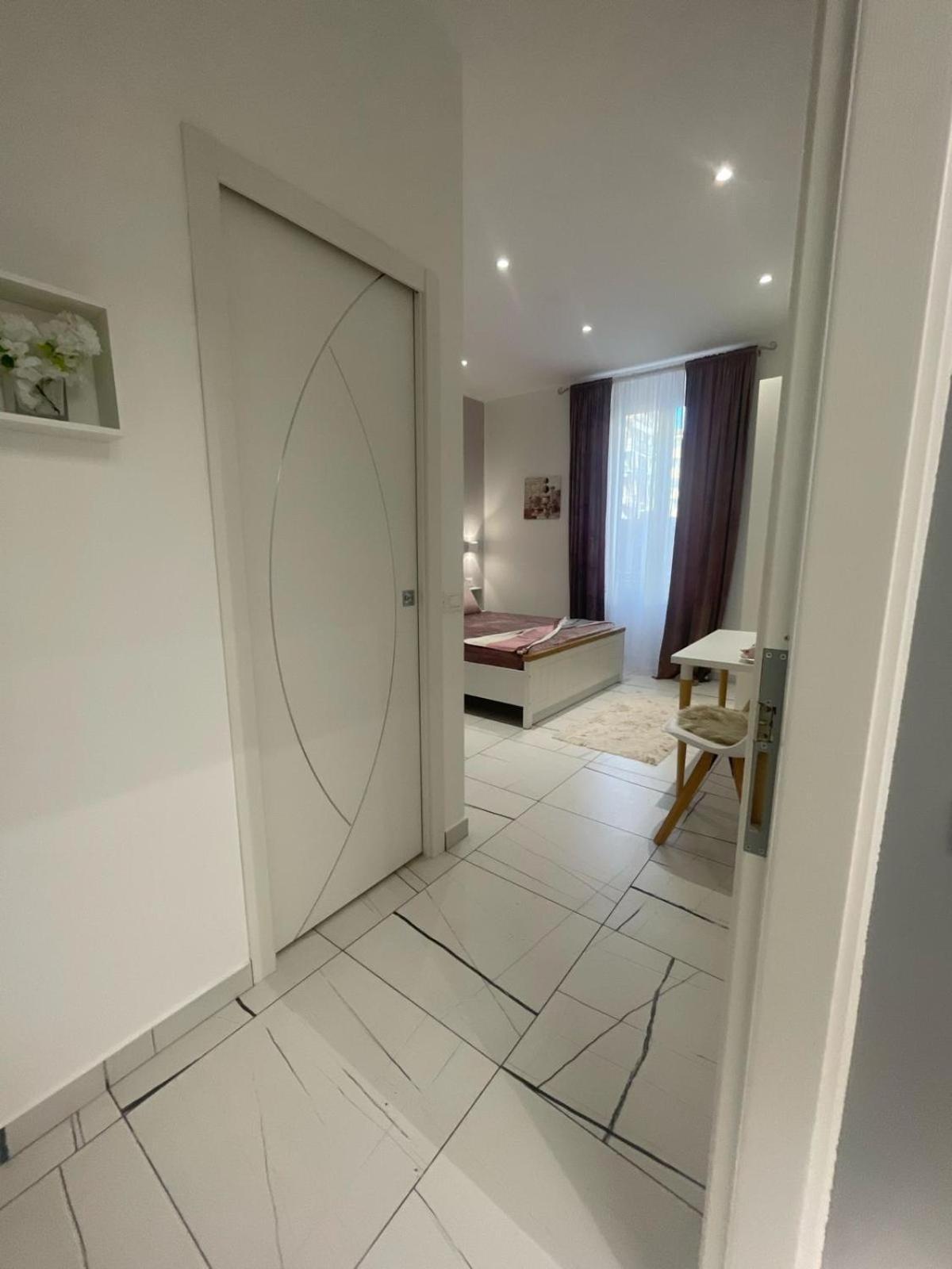 Laura Rooms La Spezia Exterior foto